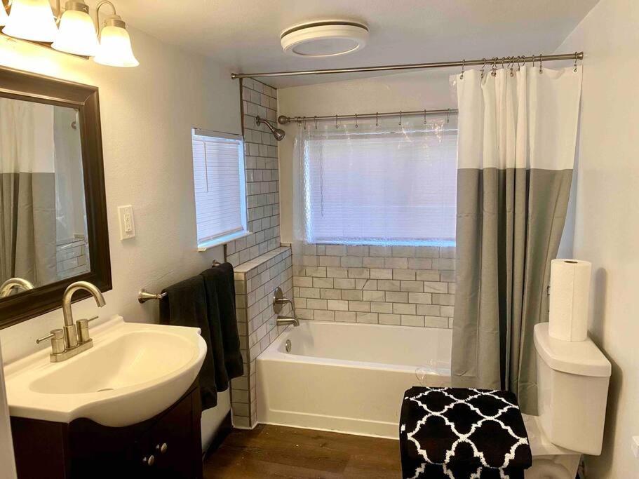 Smart Spacious Artsy Home Near Midtown Σακραμέντο Εξωτερικό φωτογραφία